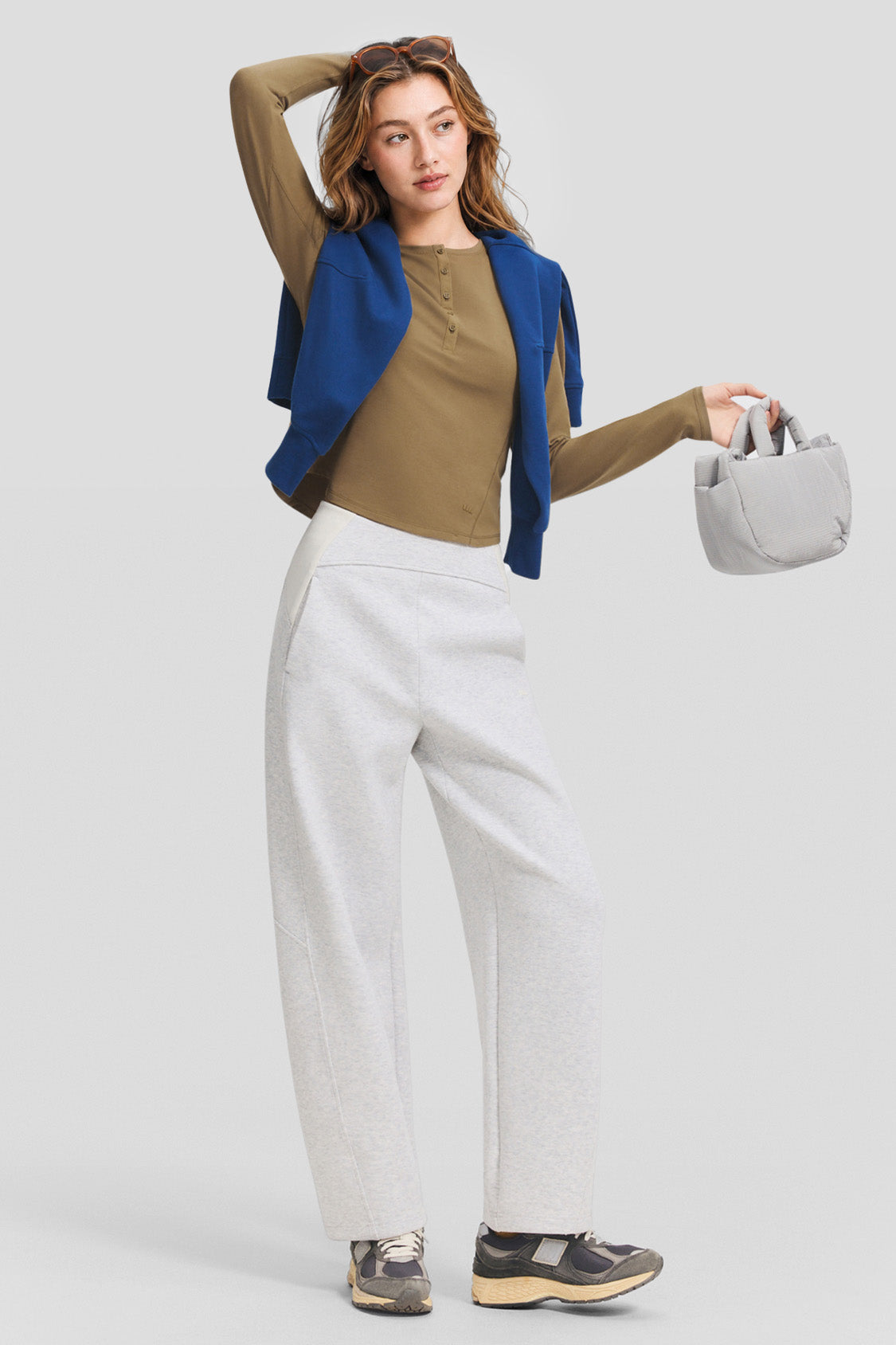 Women's Slim-Fit Long-Sleeve Henley T-Shirt CT022