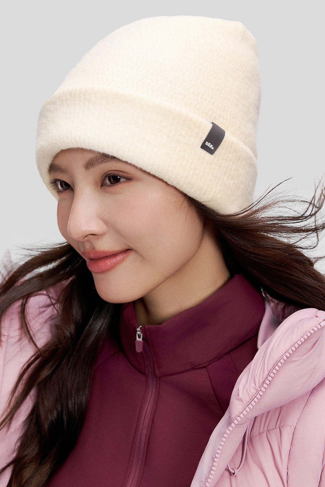 beneunder #color_beige