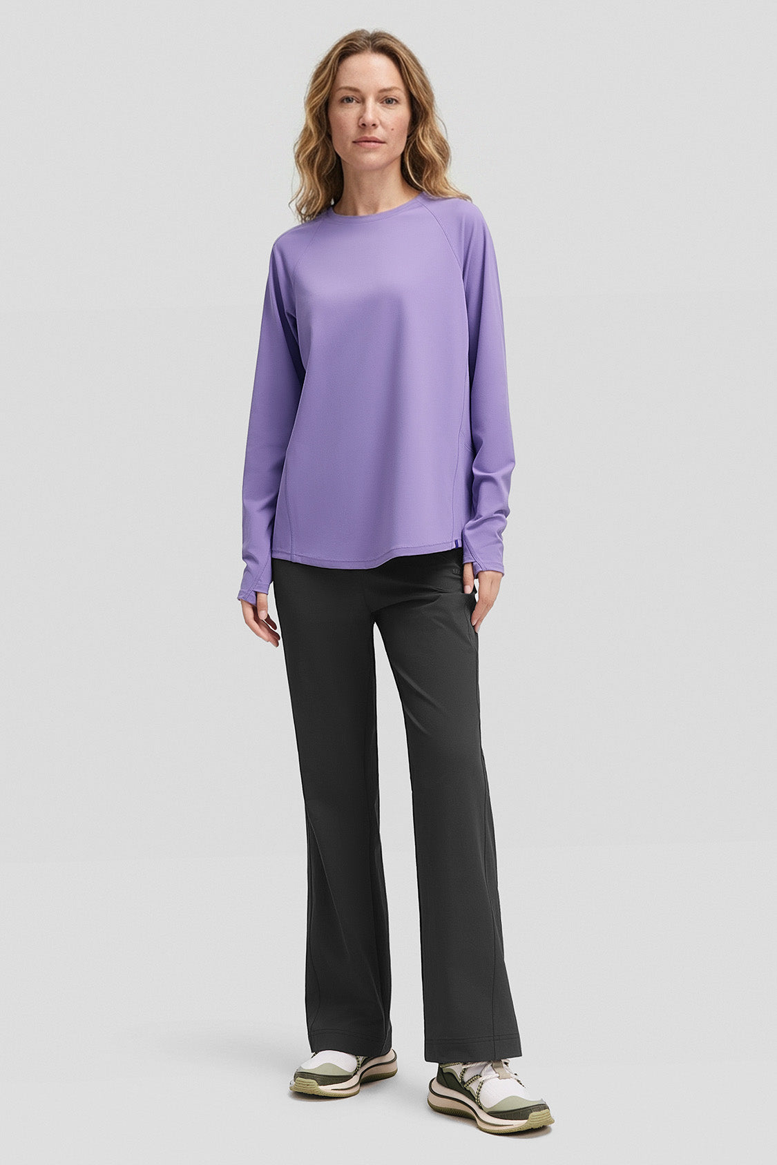 DryFlow – Women’s Quick-Dry Relaxed-Fit Long Sleeve Tee
