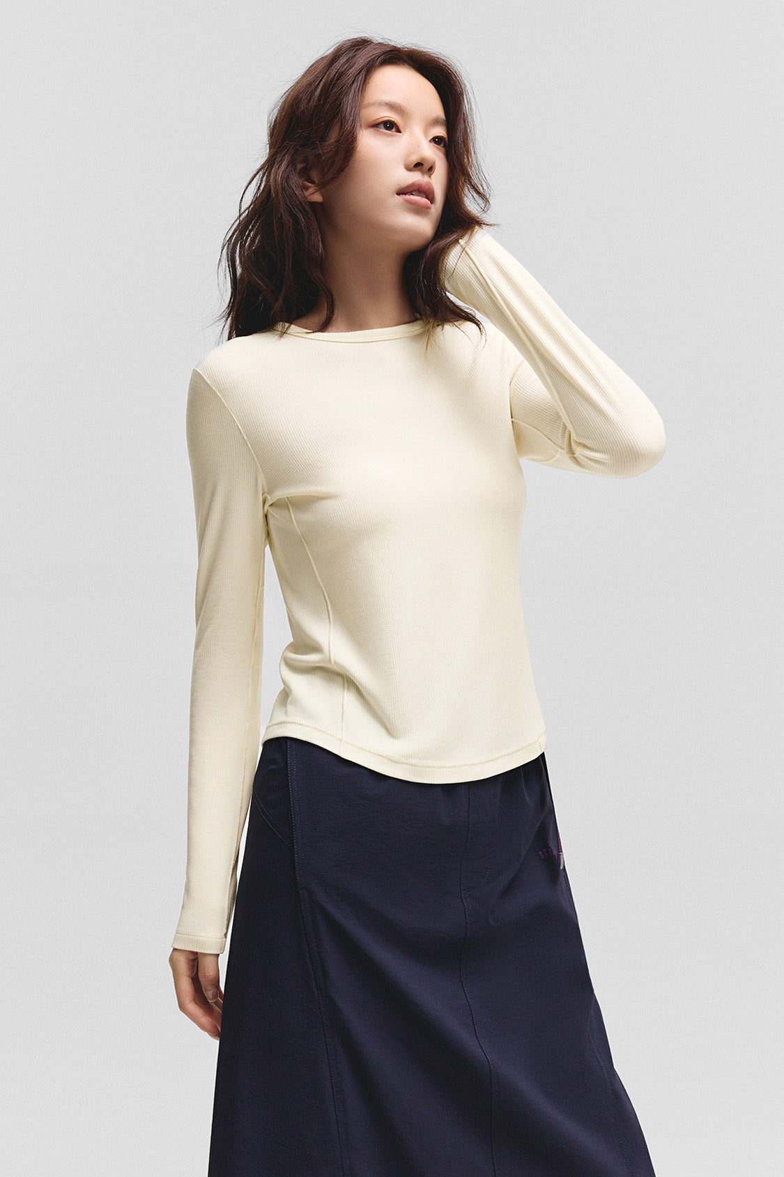 beneunder flexease womens lightweight ribbed base layer top crew neck#color_beige