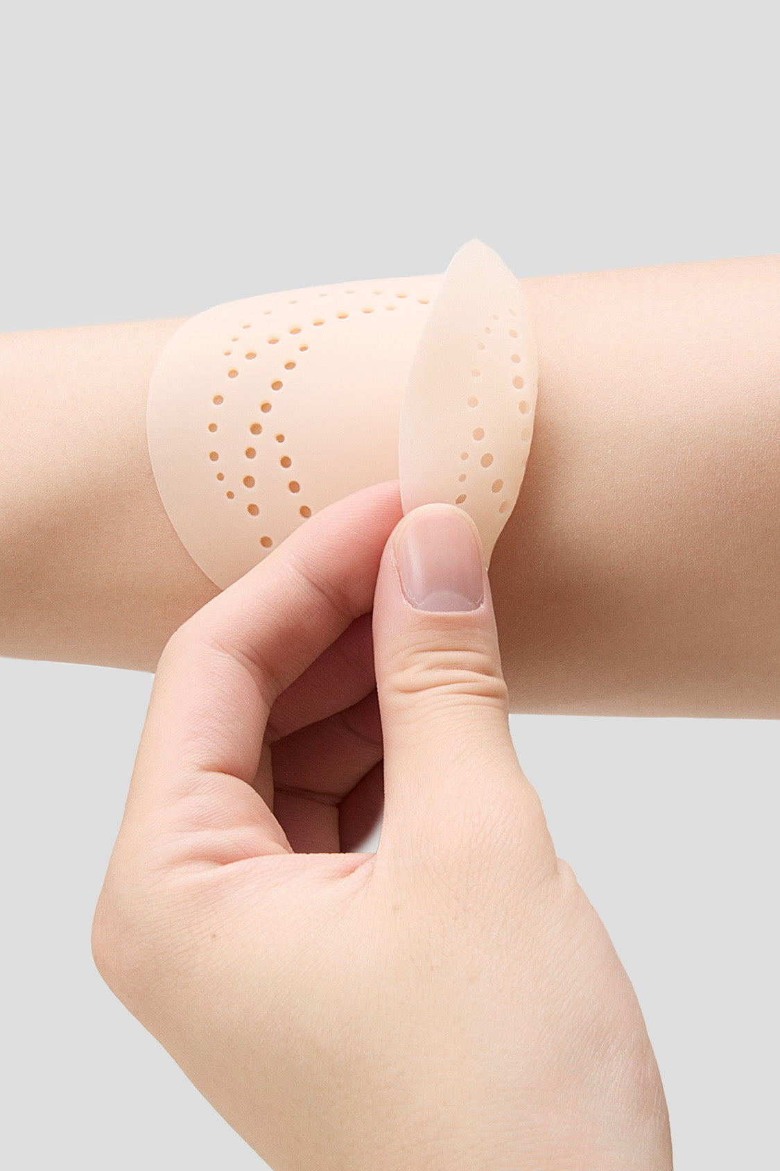 Women's Breathable Invisible Nipple Covers – 3 Pairs TH001