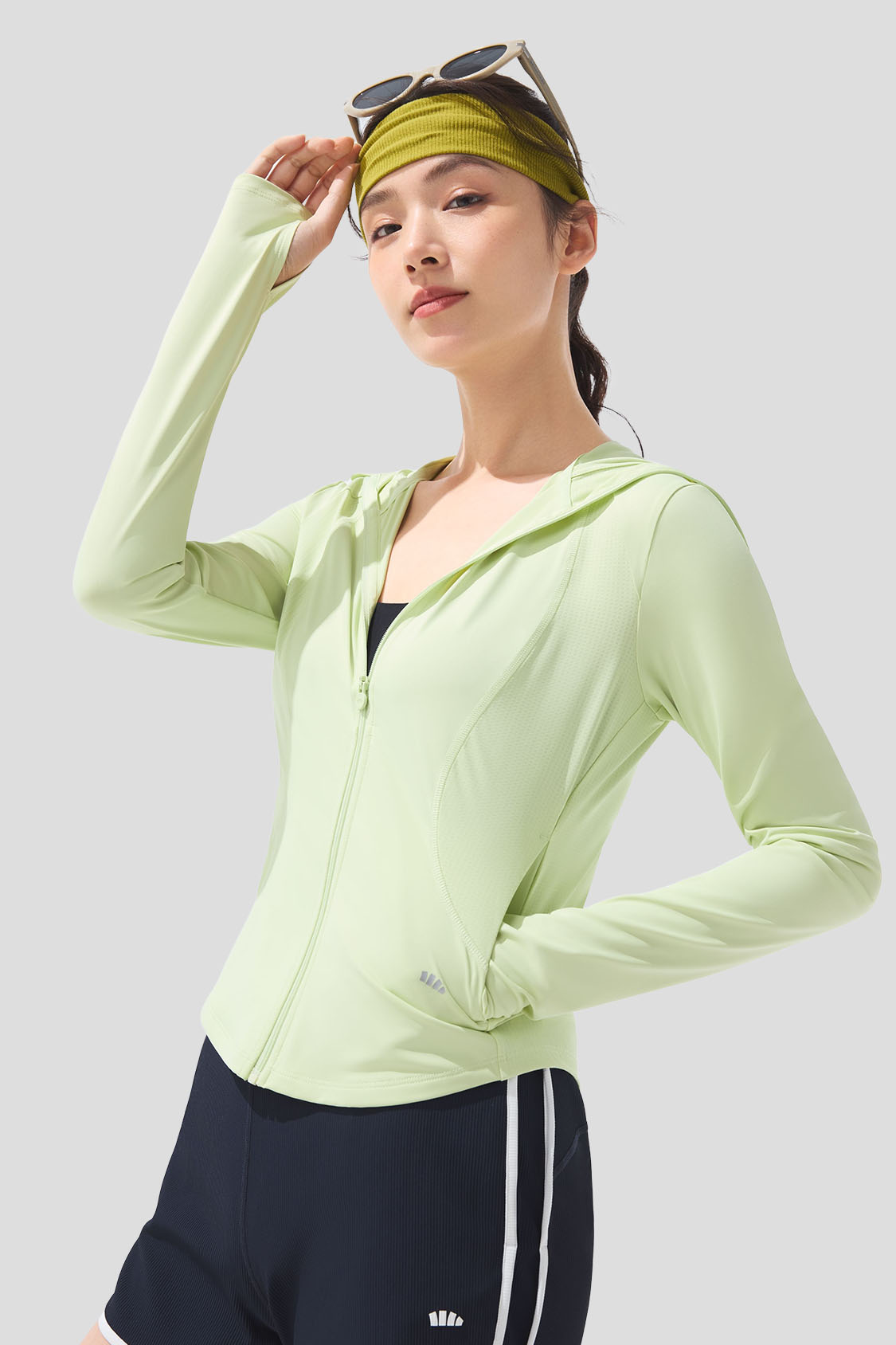 Sleek - Women's Cooling Slim Fit Sun Jacket UPF100+ AL119