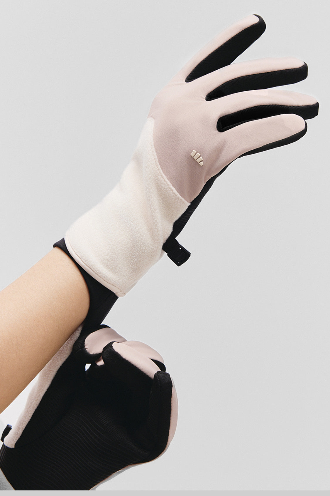 beneunder glovetherm unisex thermal fleece gloves #color_beige