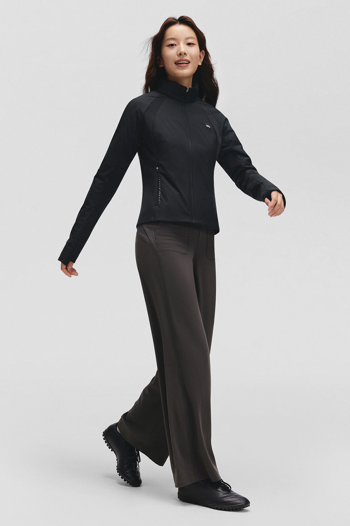 beneunder hoodmotion womens medium warmth hooded stretch fleece jacket #color_black