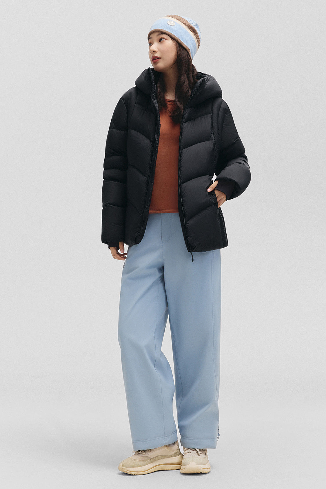 beneunder cloudloft – women’s high-loft down jacket (regular, extreme warmth) #color_black