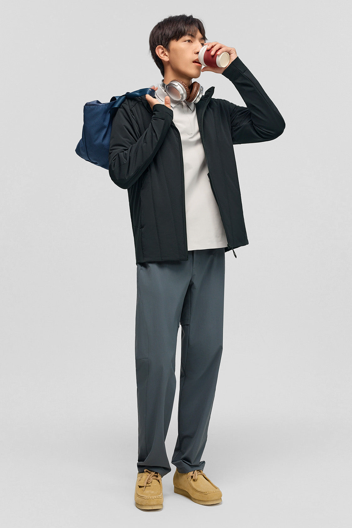 beneunder hoodflex mens medium warmth hooded stretch fleece vest #color_black