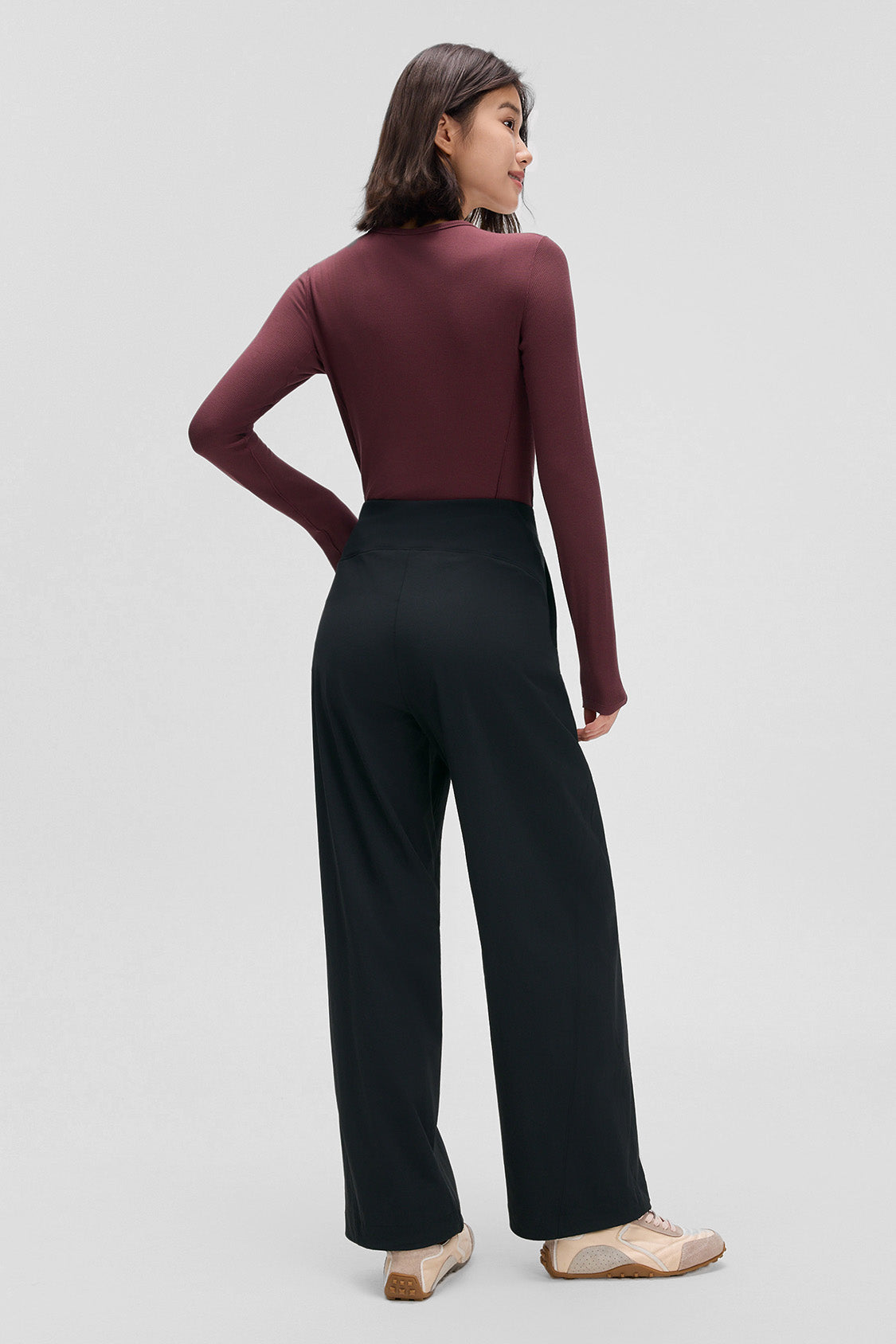 beneunder dewshield womens water repellent straight leg pants#color_black