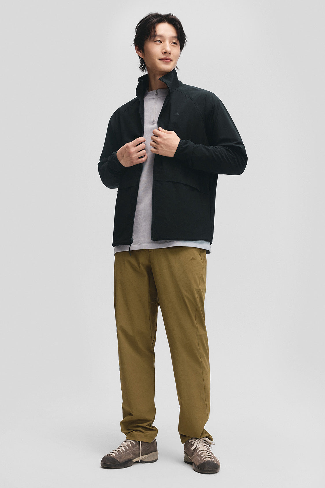 beneunder flipheat mens light warmth reversible fleece jacket #color_black