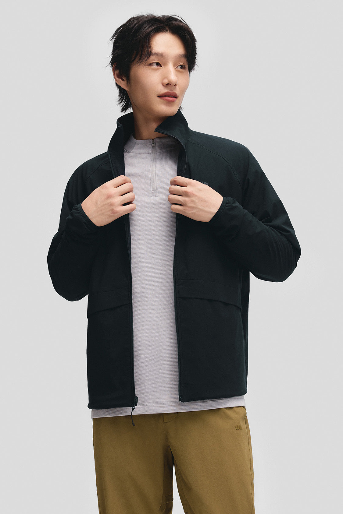 beneunder flipheat mens light warmth reversible fleece jacket #color_black