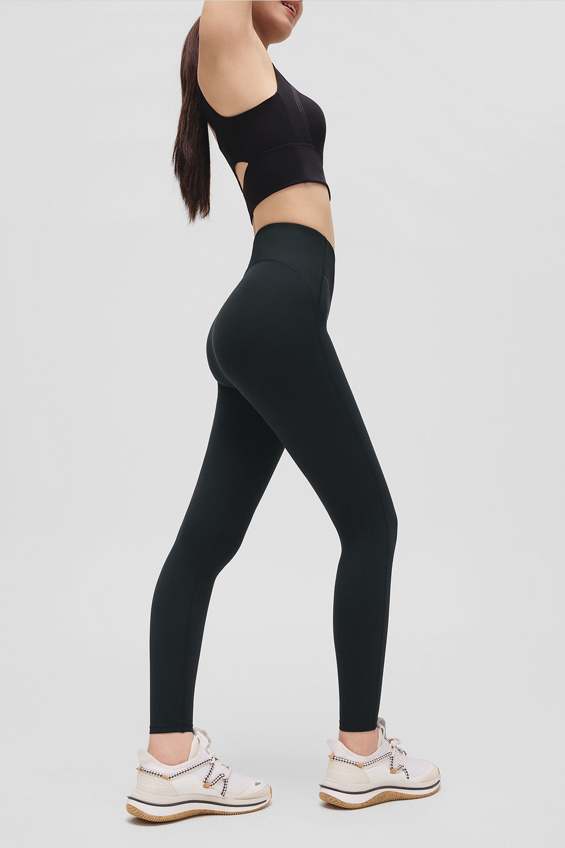 beneunder flexskin womens high stretch base layer leggings #color_black