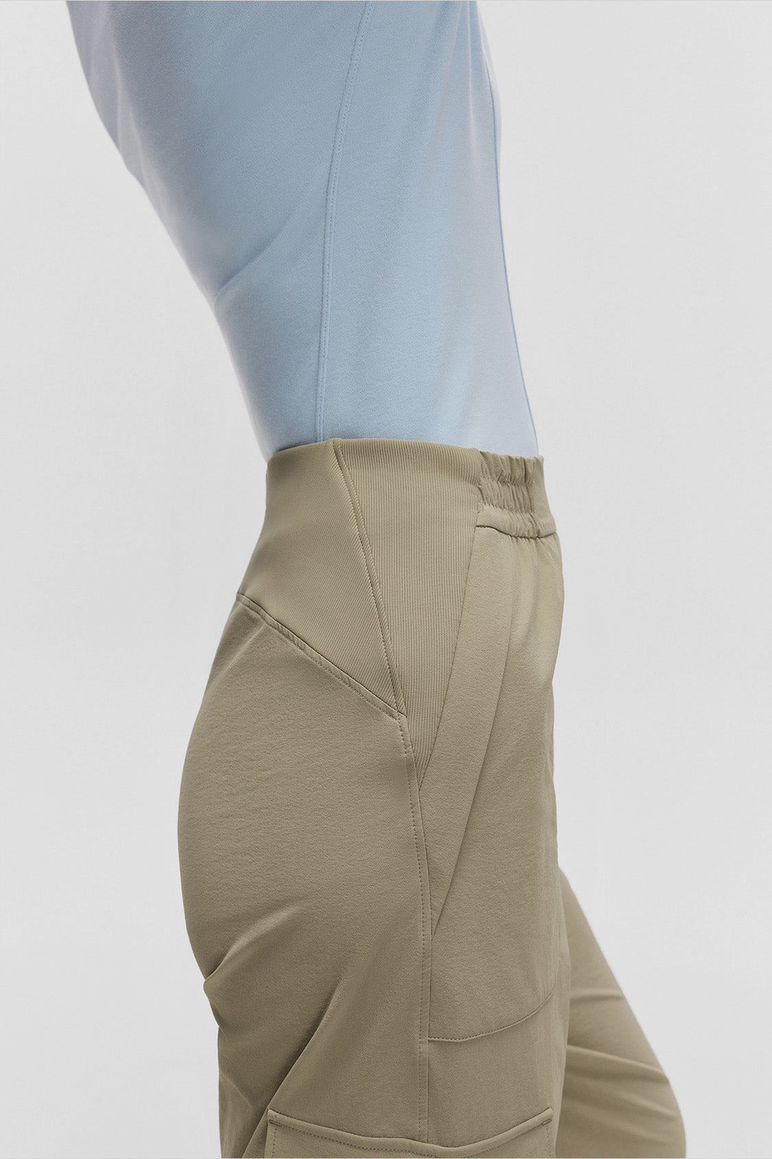 beneunder parashell womens paratrooper style softshell pants #color_coffee