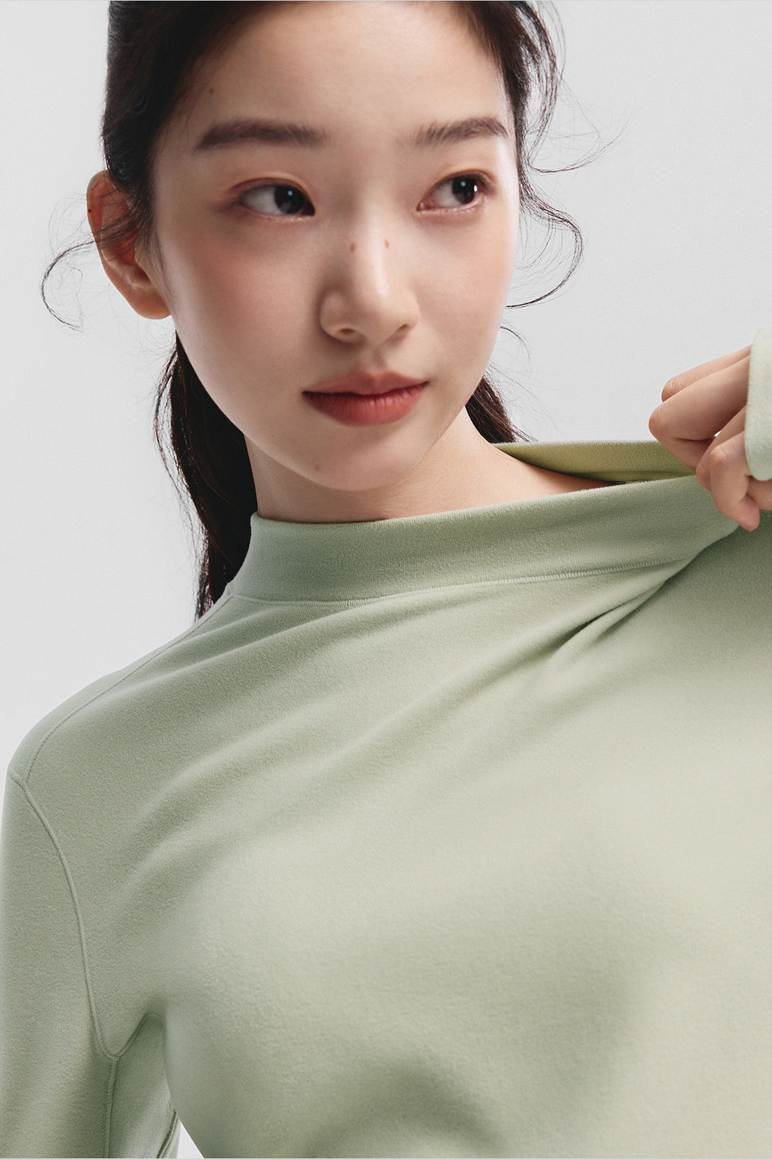 beneunder frostease womens medium warmth half turtleneck fleece base layer #color_cool gray