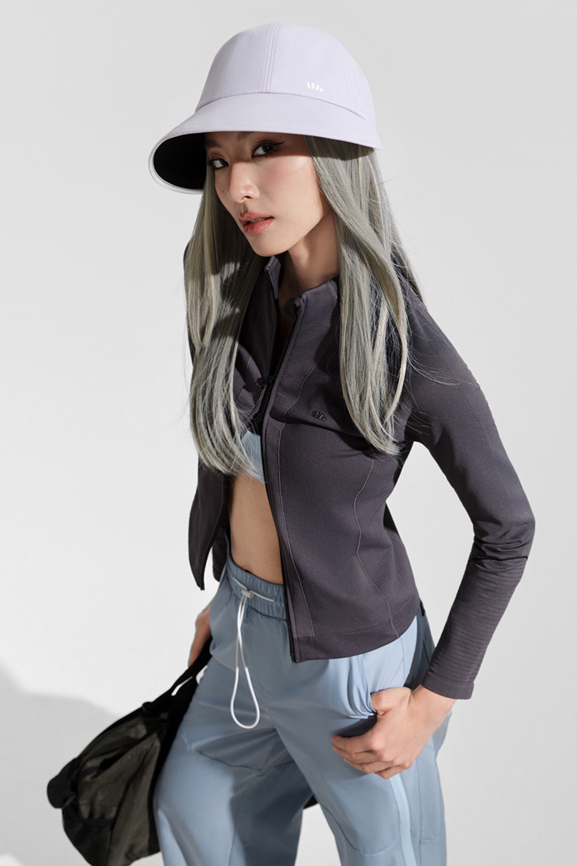 women's puffi-hair sun shield cap with 3d ventilation dome #color_cream lilac cap with silver highlighted hair