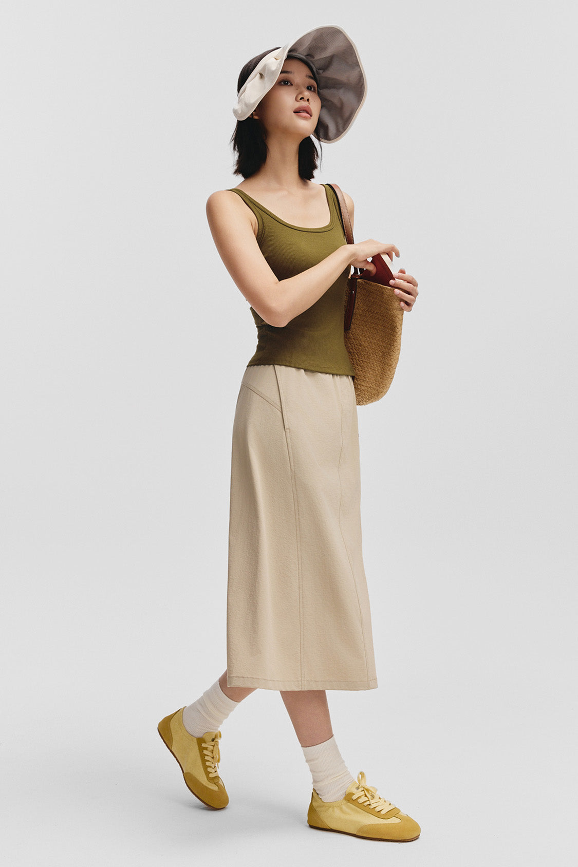 beneunder braflex womens bra in seamless tank top #color_dark brown