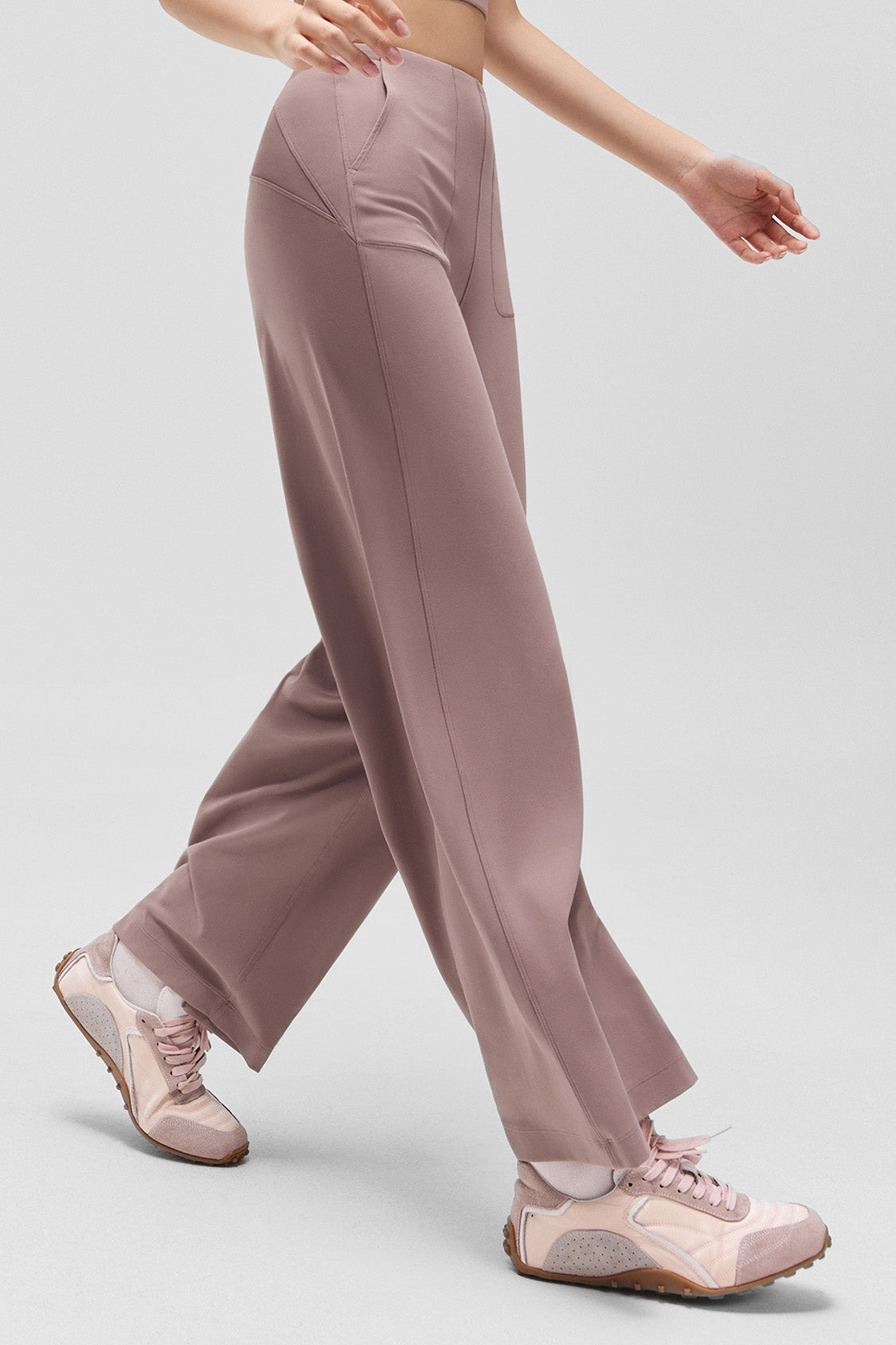 women’s high-stretch sculpting outdoor pants #color_dusty rose