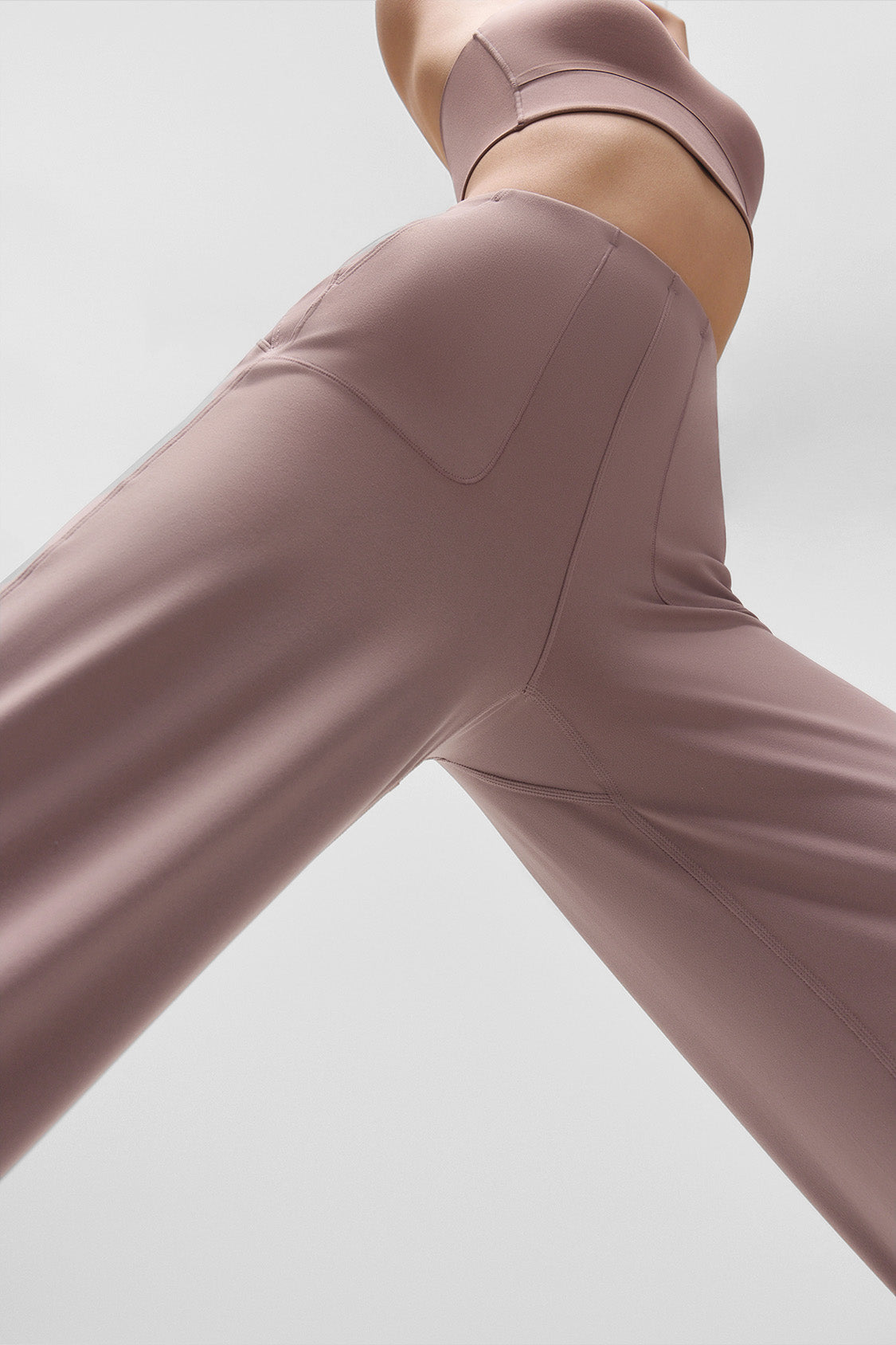 women’s high-stretch sculpting outdoor pants #color_dusty rose