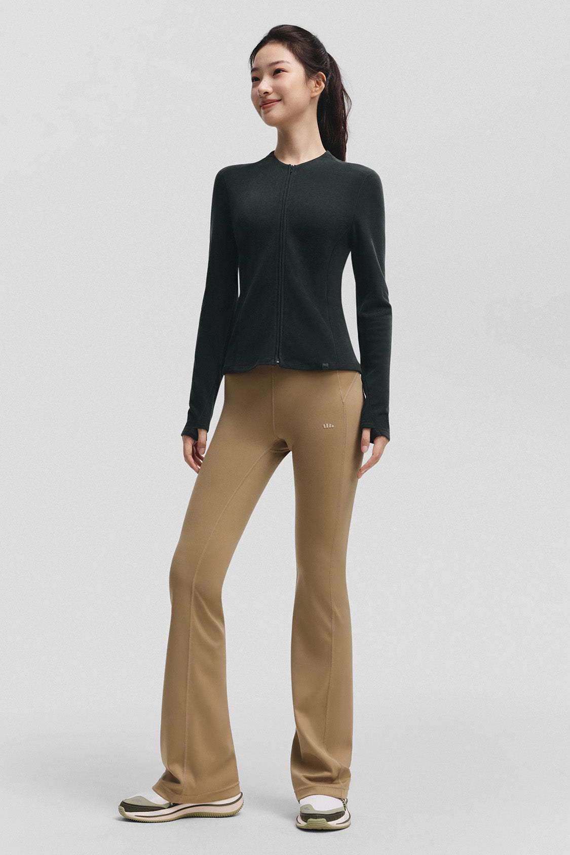 beneunder twintrail womens medium warmth double zip fleece base layer #color_gray