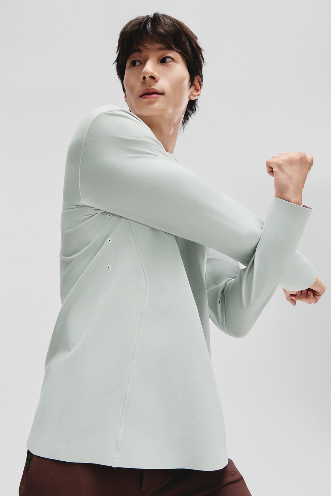 beneunder dryshield mens sweat resistant long sleeve top #color_gray