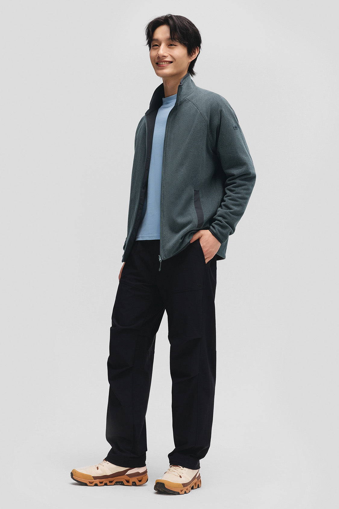 beneunder flipheat mens light warmth reversible fleece jacket #color_gray