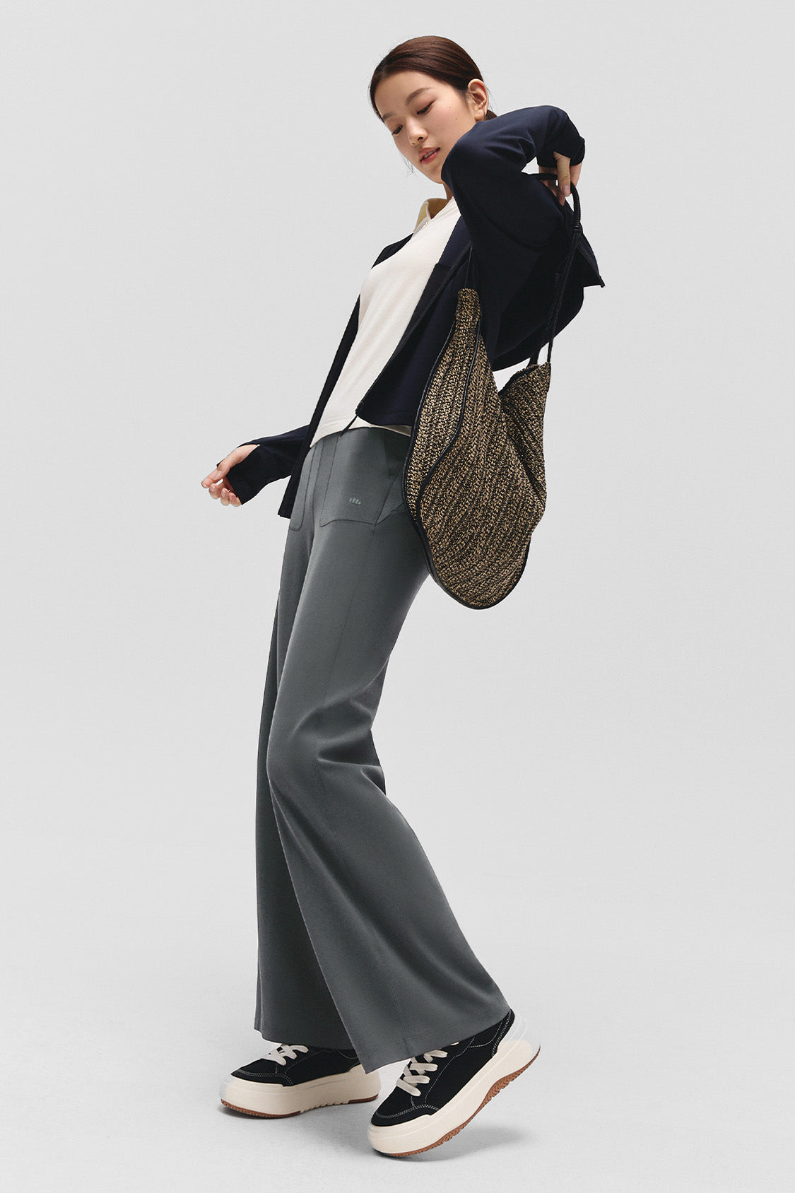 women’s high-stretch sculpting outdoor pants #color_gray