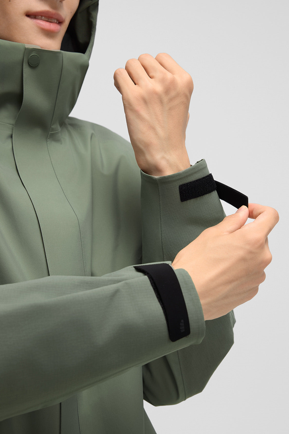 beneunder trailguard – men’s stretch insulated shell jacket (removable hood, warm liner) #color_green