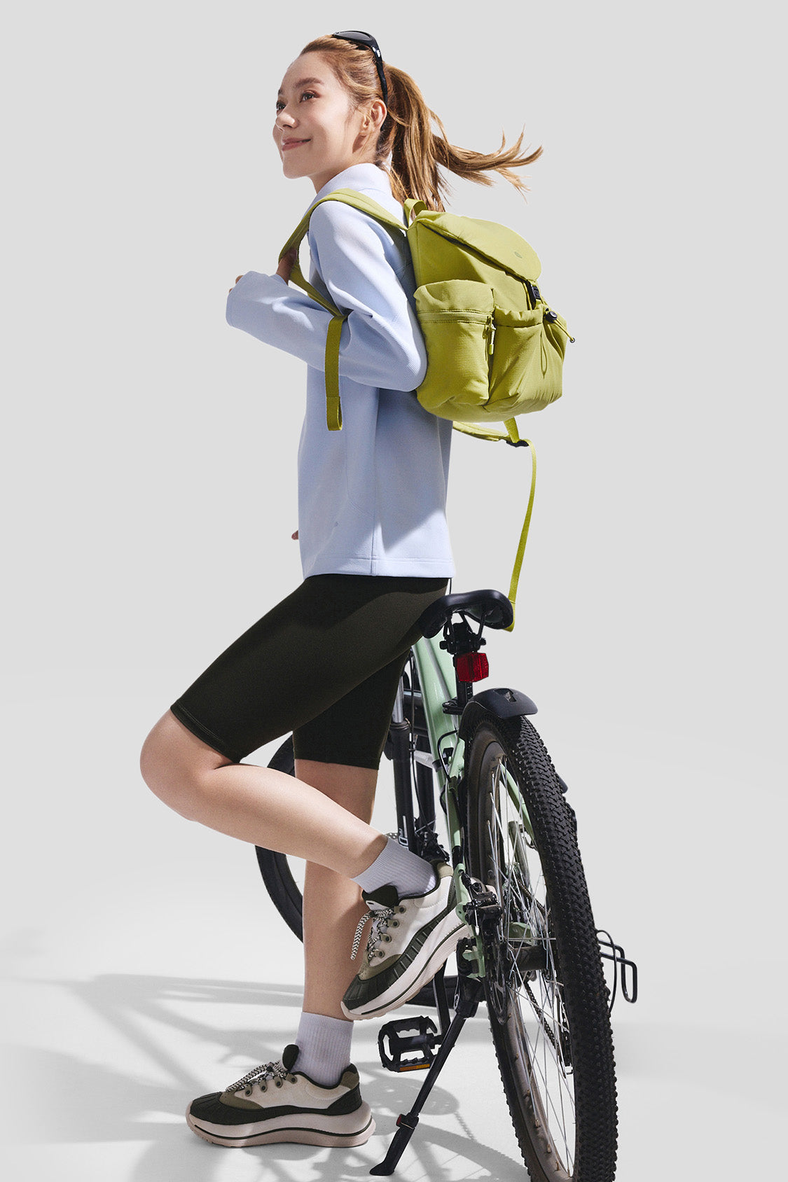 Women's Expandable Short Backpack LC005