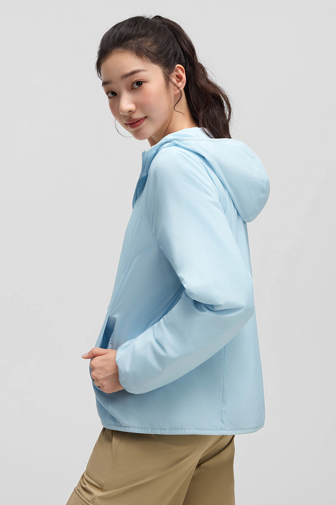 beneunder hoodtrail womens medium warmth hooded fleece jacket #color_light blue