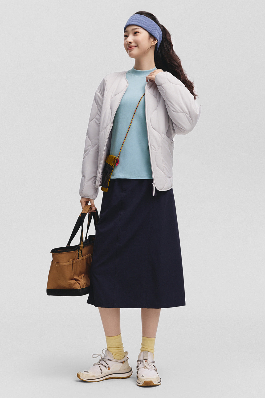 beneunder frostease womens medium warmth half turtleneck fleece base layer #color_light blue