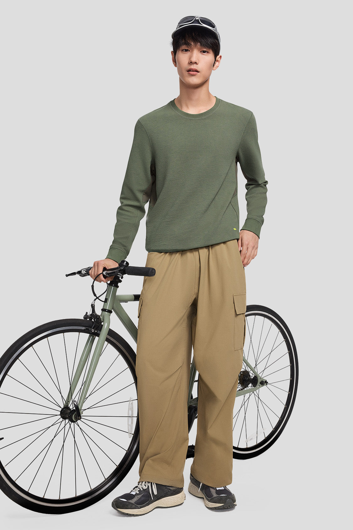 FreshFlex - Men's Long-Sleeve Sweat-Wicking Athletic Shirt(AFF-Sale)