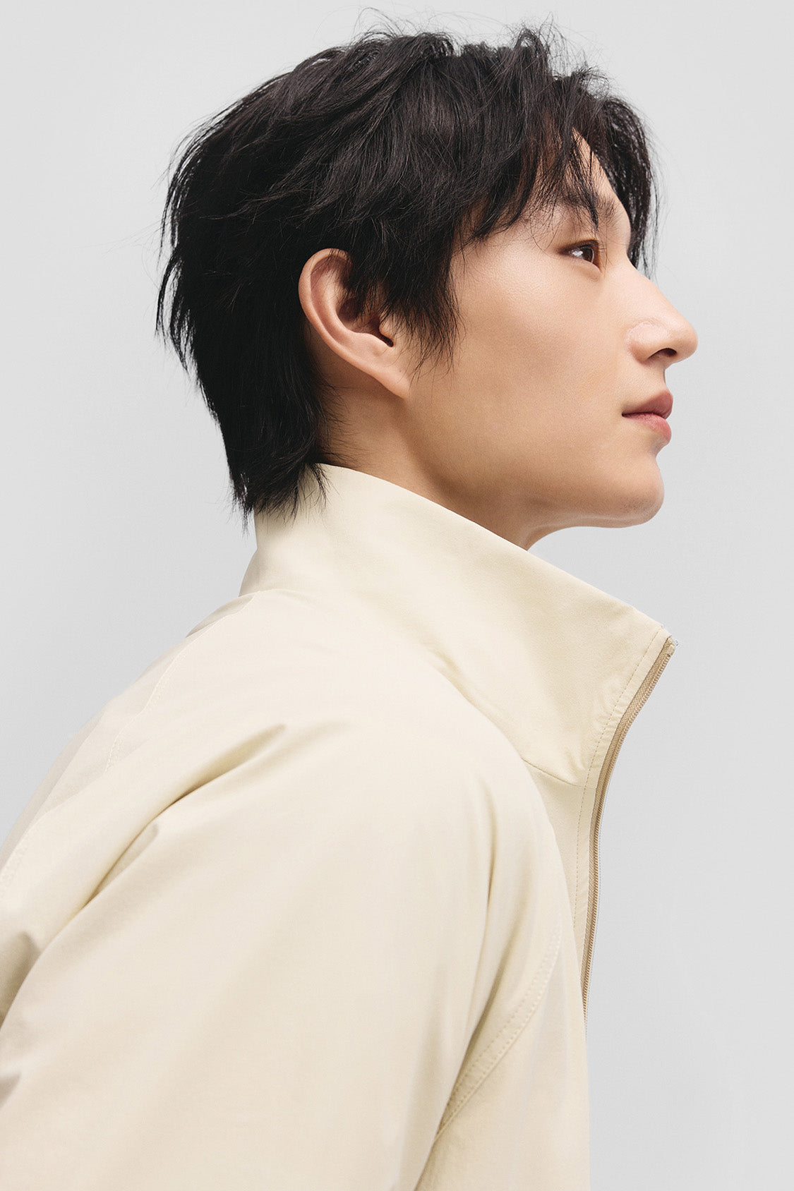 beneunder flipheat mens light warmth reversible fleece jacket #color_taupe