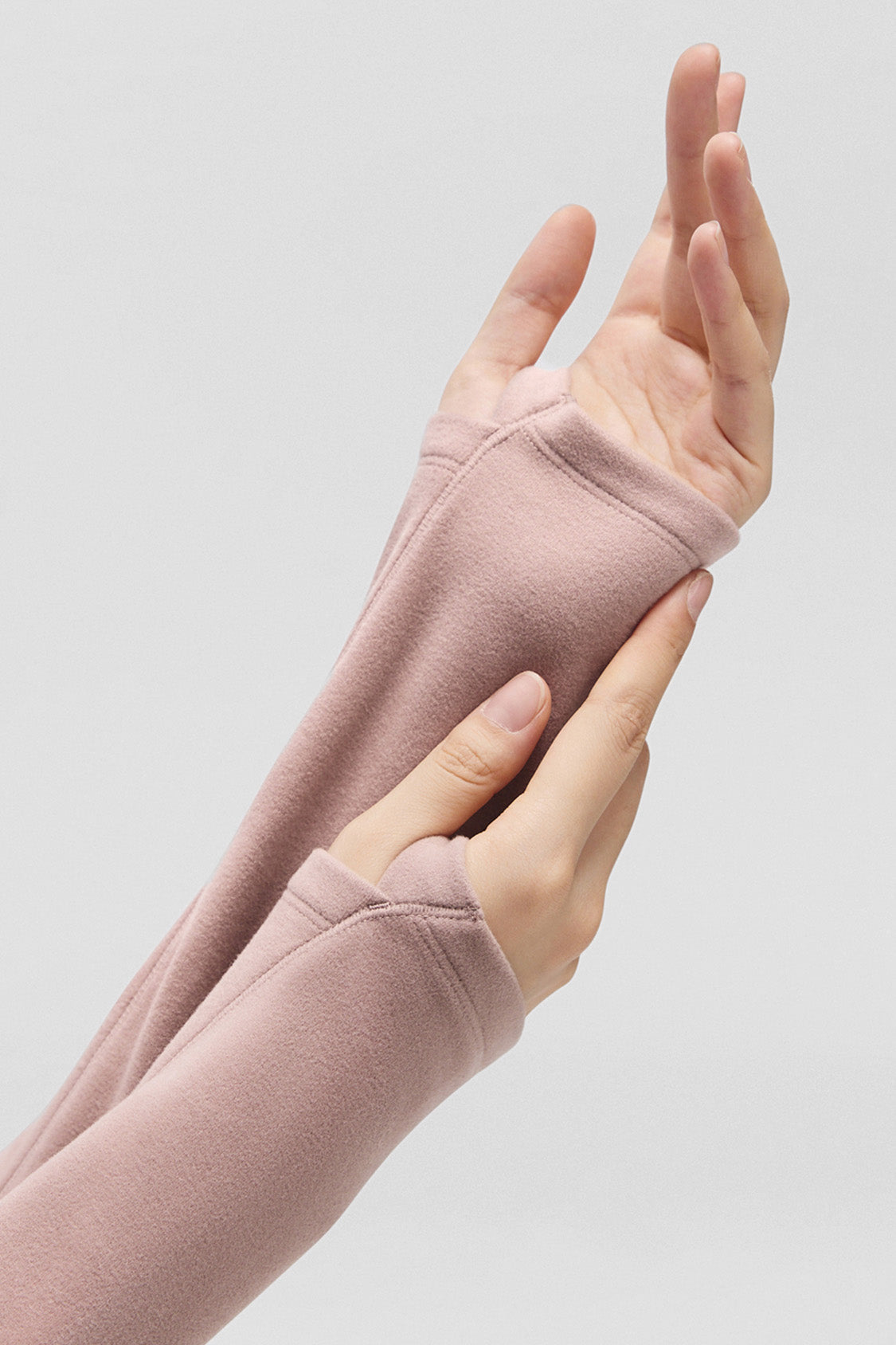 beneunder twintrail womens medium warmth double zip fleece base layer #color_taupe