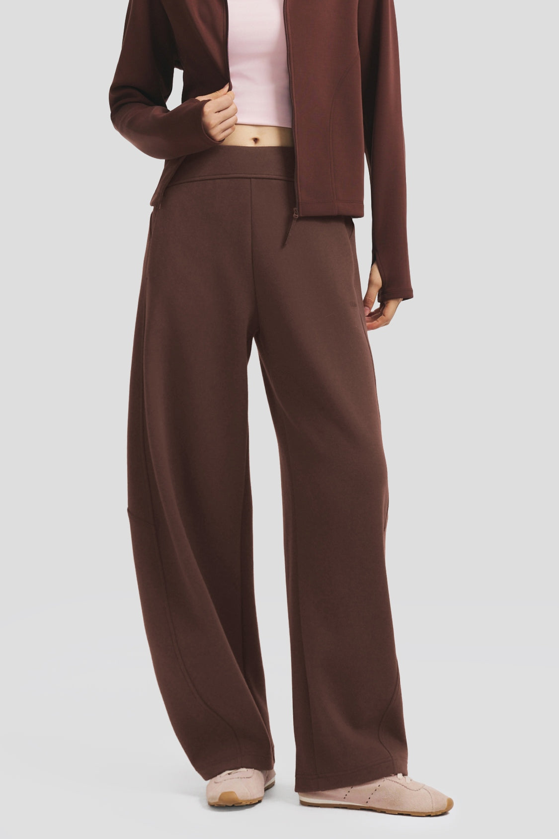 Pantalones muy elásticos de corte holgado para mujer EL009