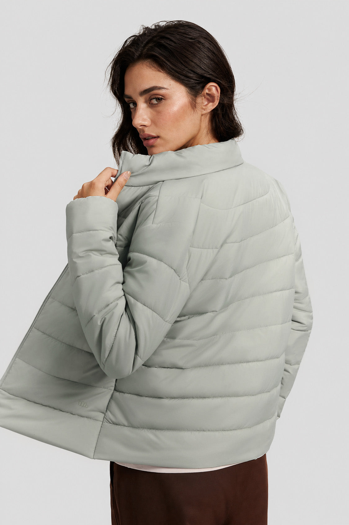 Women's Lightweight Insulated Jacket (Mid Warmth) PF005