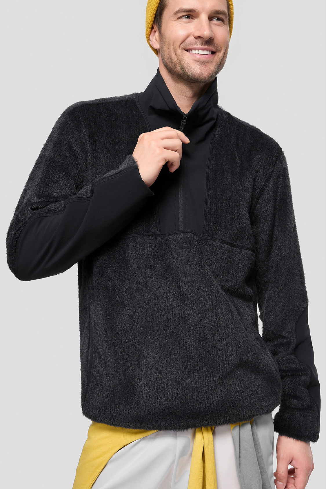 beneunder #color_black