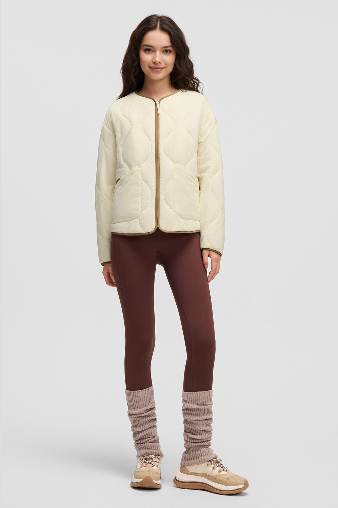 beneunder roundtrail womens medium warmth round neck fleece jacket #color_beige