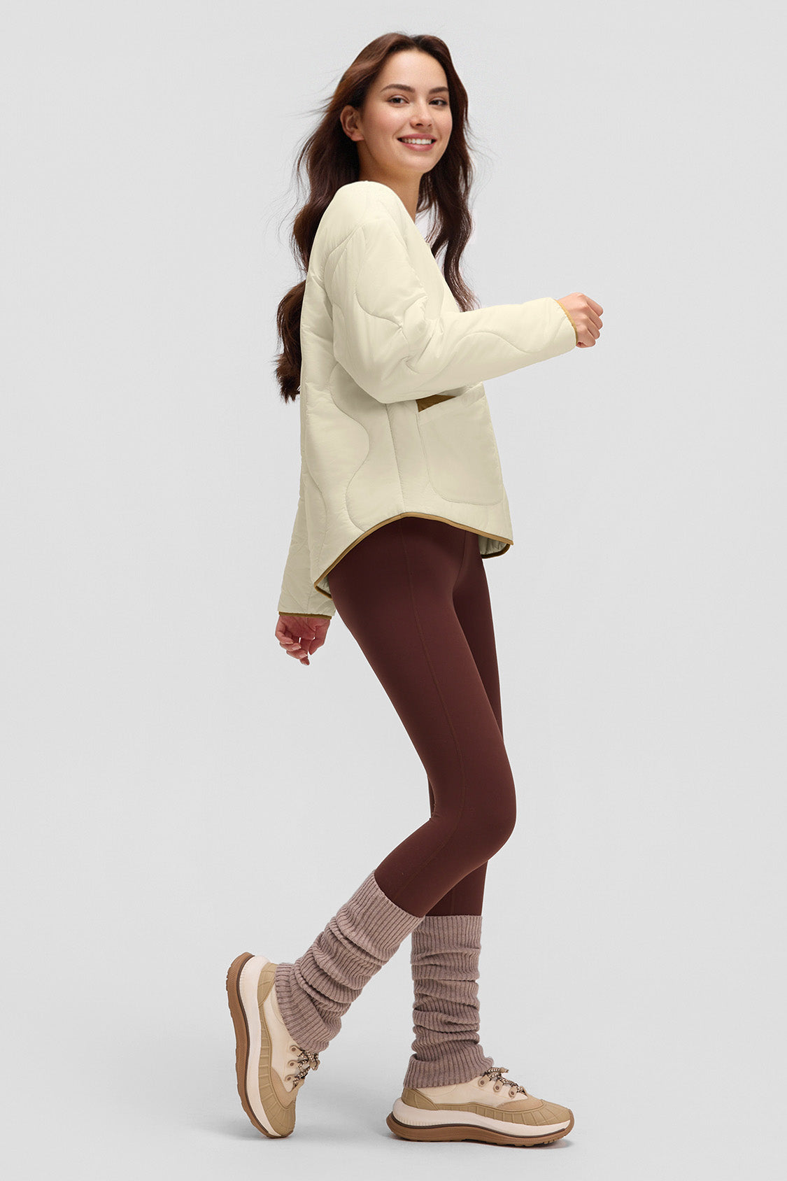 beneunder roundtrail womens medium warmth round neck fleece jacket #color_beige