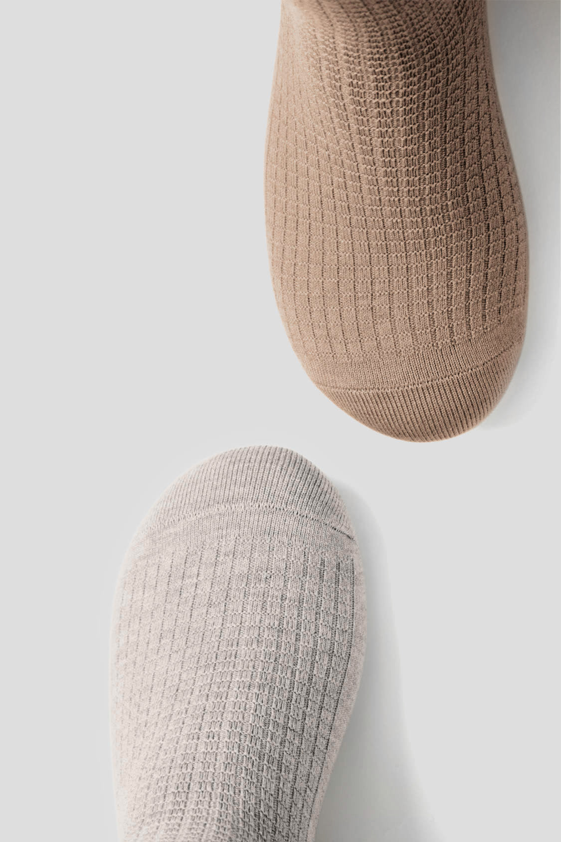 Unisex Barefeel Breathable Crew Socks (4-Pack) SF045/SF047