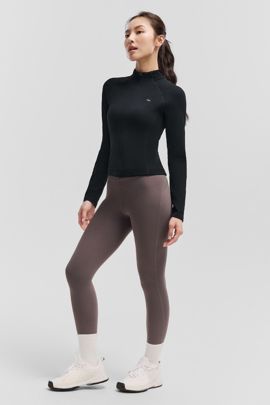 beneunder fullzipdry womens full zip quick dry shaping top #color_black