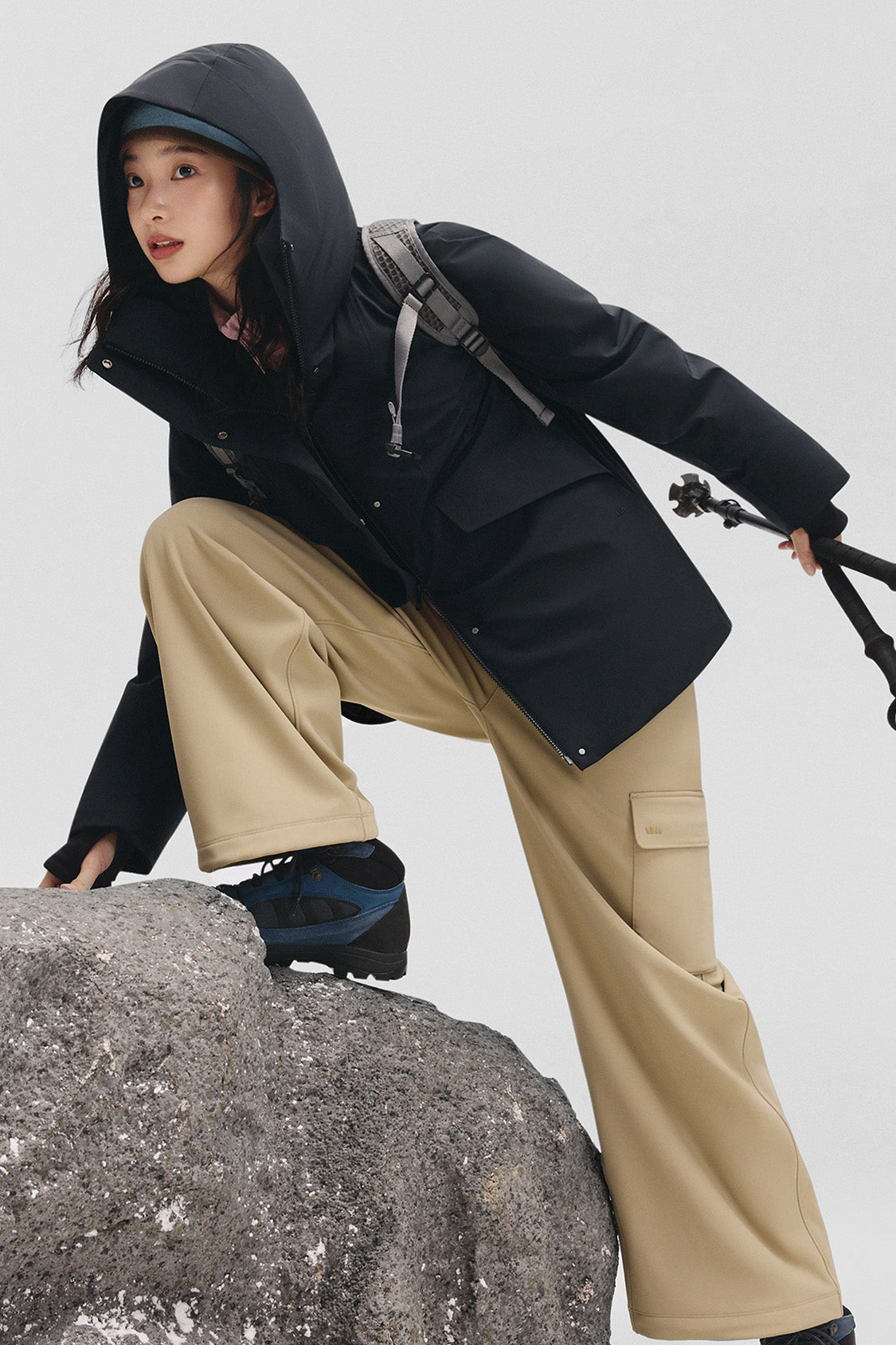 beneunder frostshield – women’s full-protection boxy down jacket (extra warm, long sleeve) #color_black