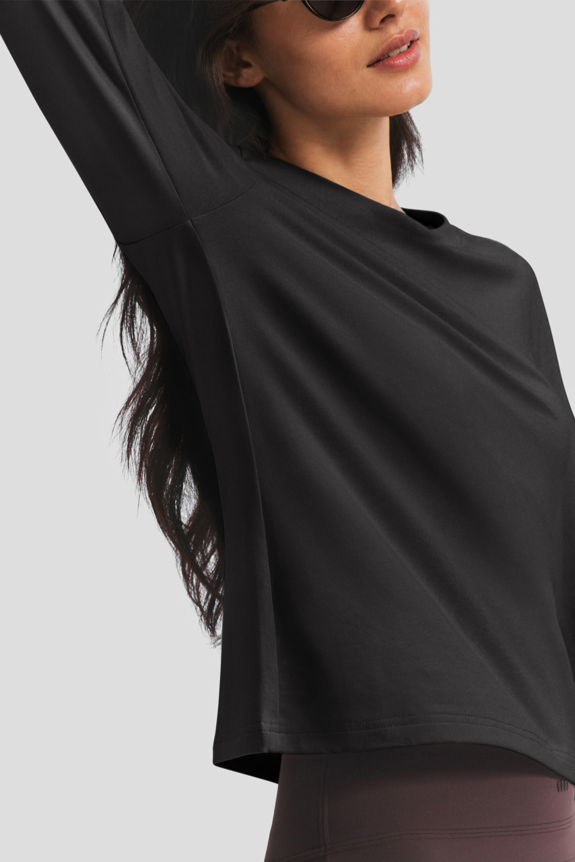 Women's Relaxed-Fit Long-Sleeve T-Shirt CT023
