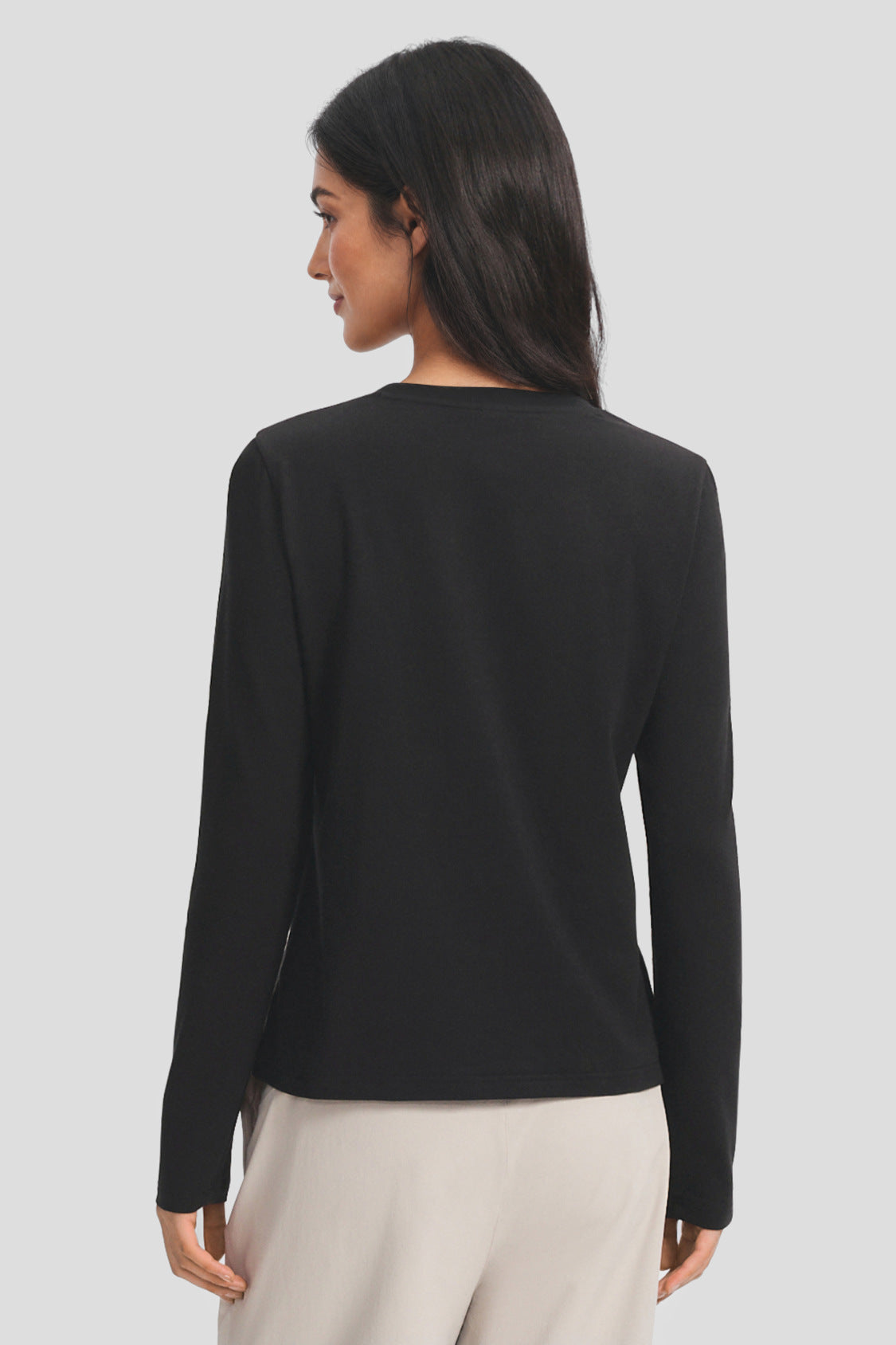 Women's Relaxed-Fit Long-Sleeve T-Shirt CT023