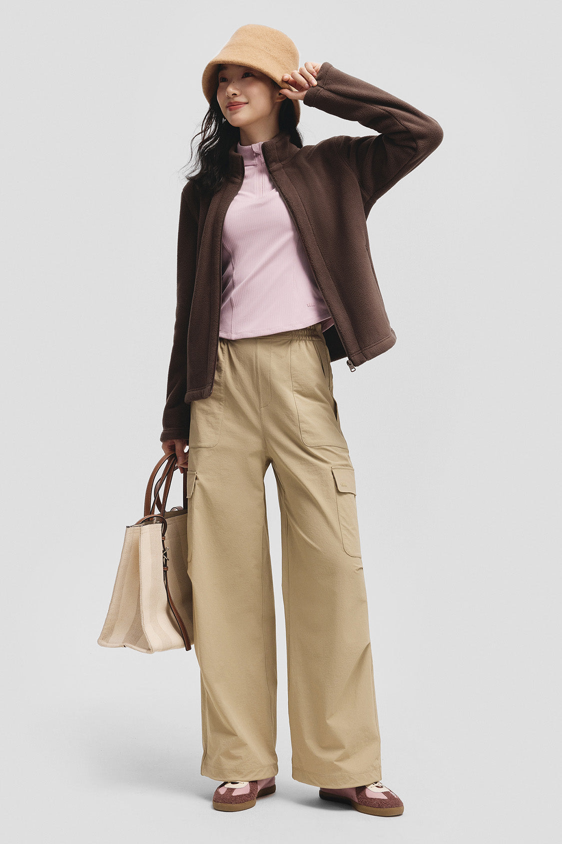 beneunder slimtherm womens light warmth slim fit fleece jacket#color_brown