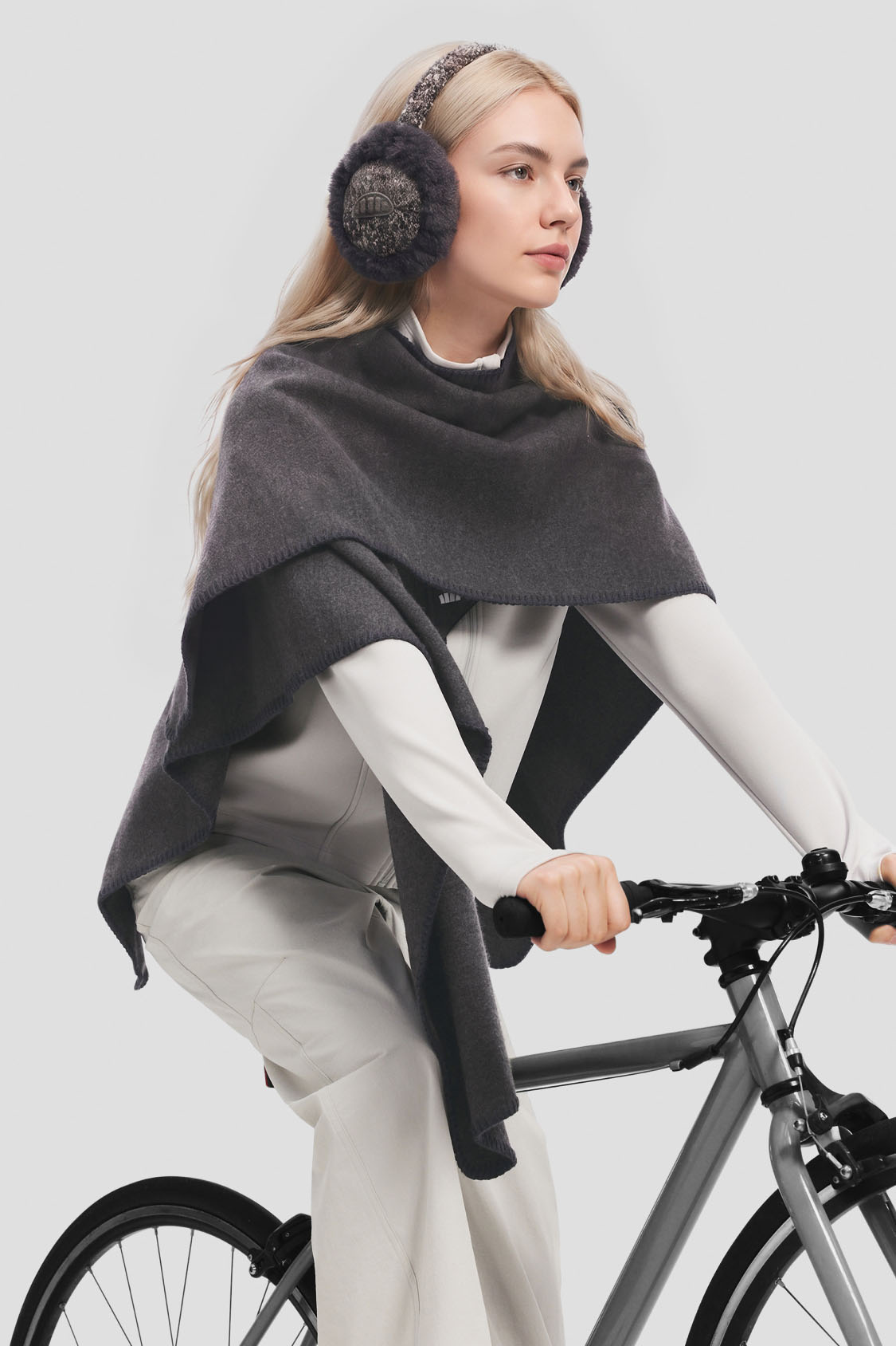 Lightweight Soft-Fleece Thermal Wrap PM060