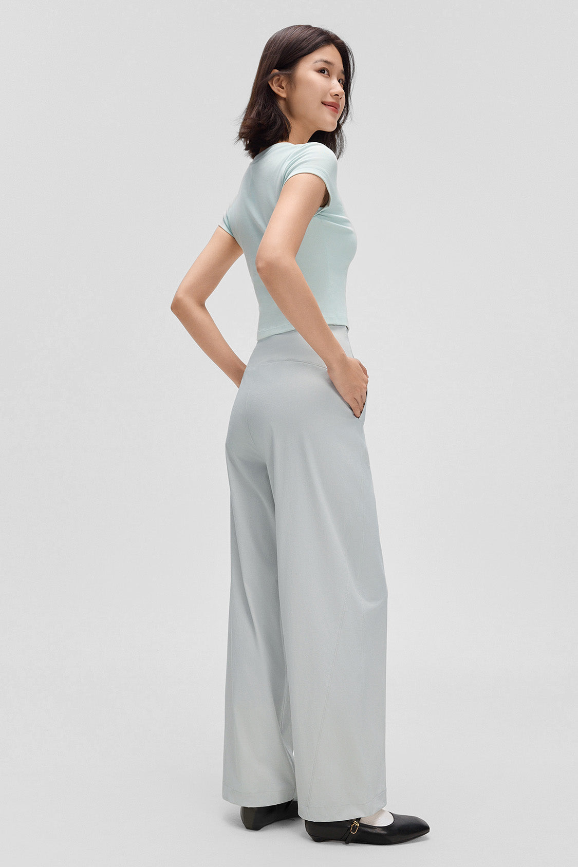 Women's Water-Repellent Straight-Leg Pants – Quick-Dry Outdoor Wear