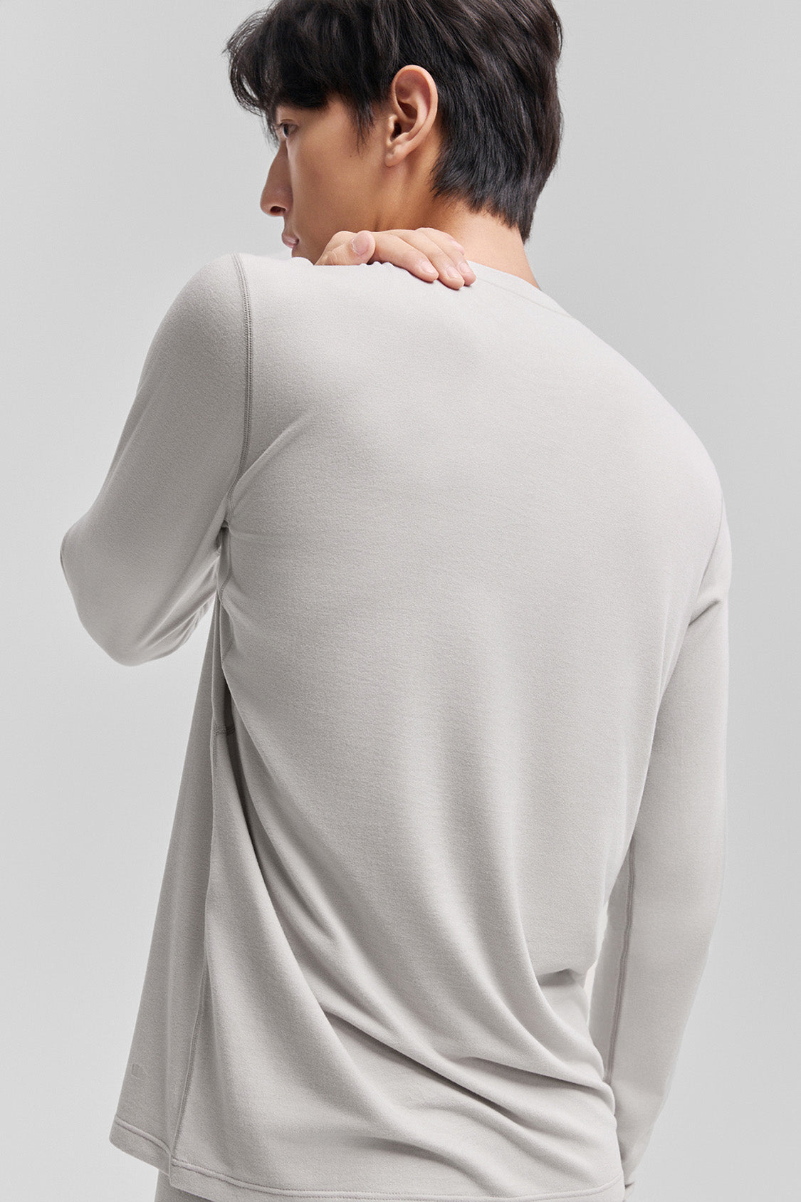 beneunder core – men’s thermal base layer #color_gray