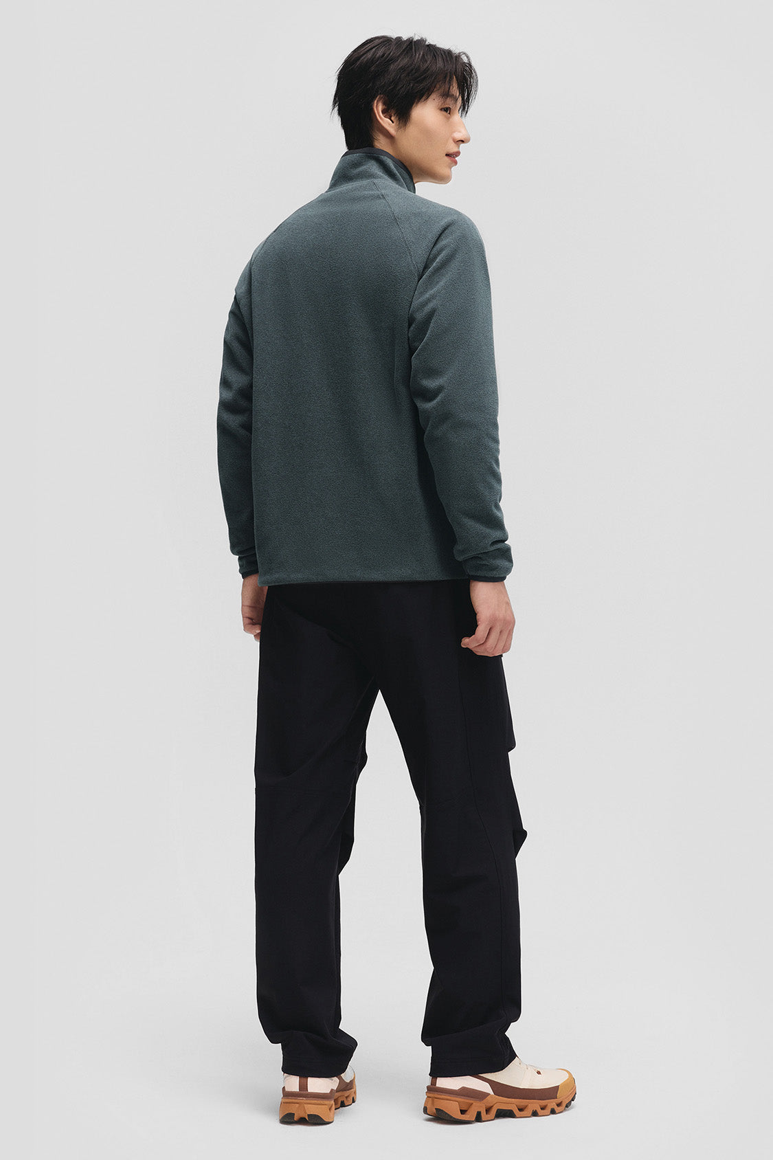 beneunder flipheat mens light warmth reversible fleece jacket #color_gray