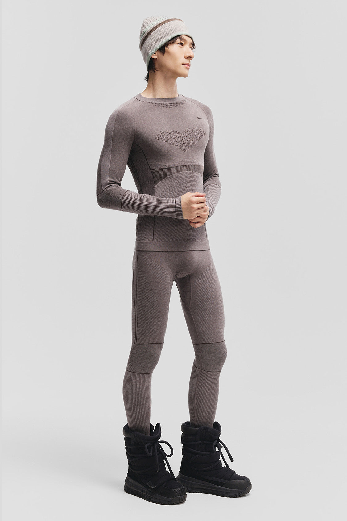 beneunder thermaset mens extra warmth outdoor performance base layer set #color_tan