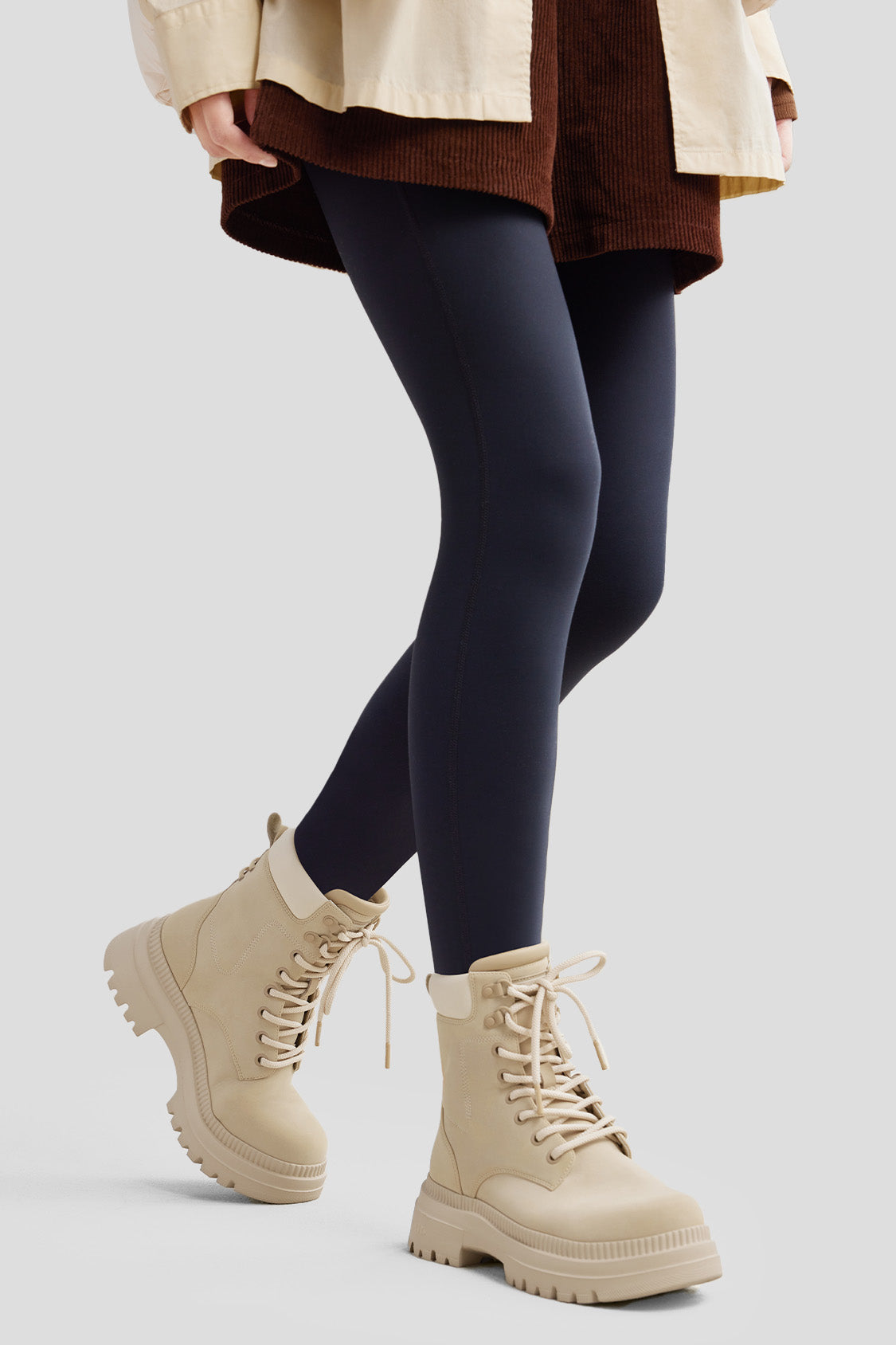 beneudner women's lightweight soft platform martin boots #color_light smoky brown